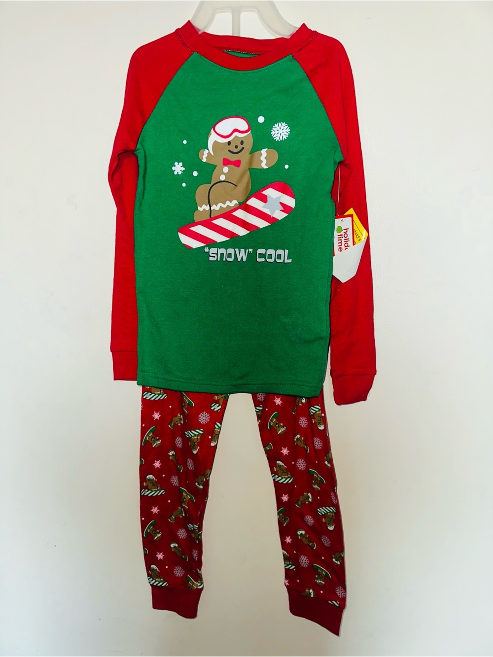 Holiday 'Snow Cool' Gingerbread Kids Pajama Set - Green & Red